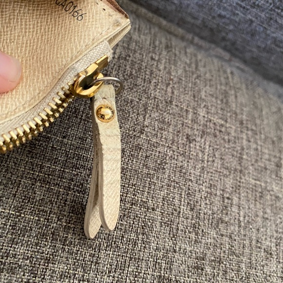 Zippy Louis Vuitton Monogram Wallet With Chain Authentic - Picture 2 of 10